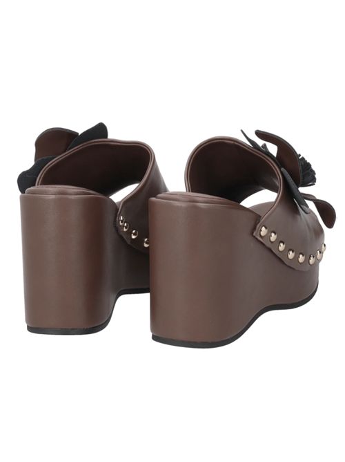 Zoccolo sabot Valencia con fiore Tosca Blu TOSCA BLU | SS2636S360C60